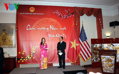 กิจกรรมฉลองเทศกาลตรุษเต็ตปี ๒๐๑๓ ณ สหรัฐและอาร์เจนตีน่า